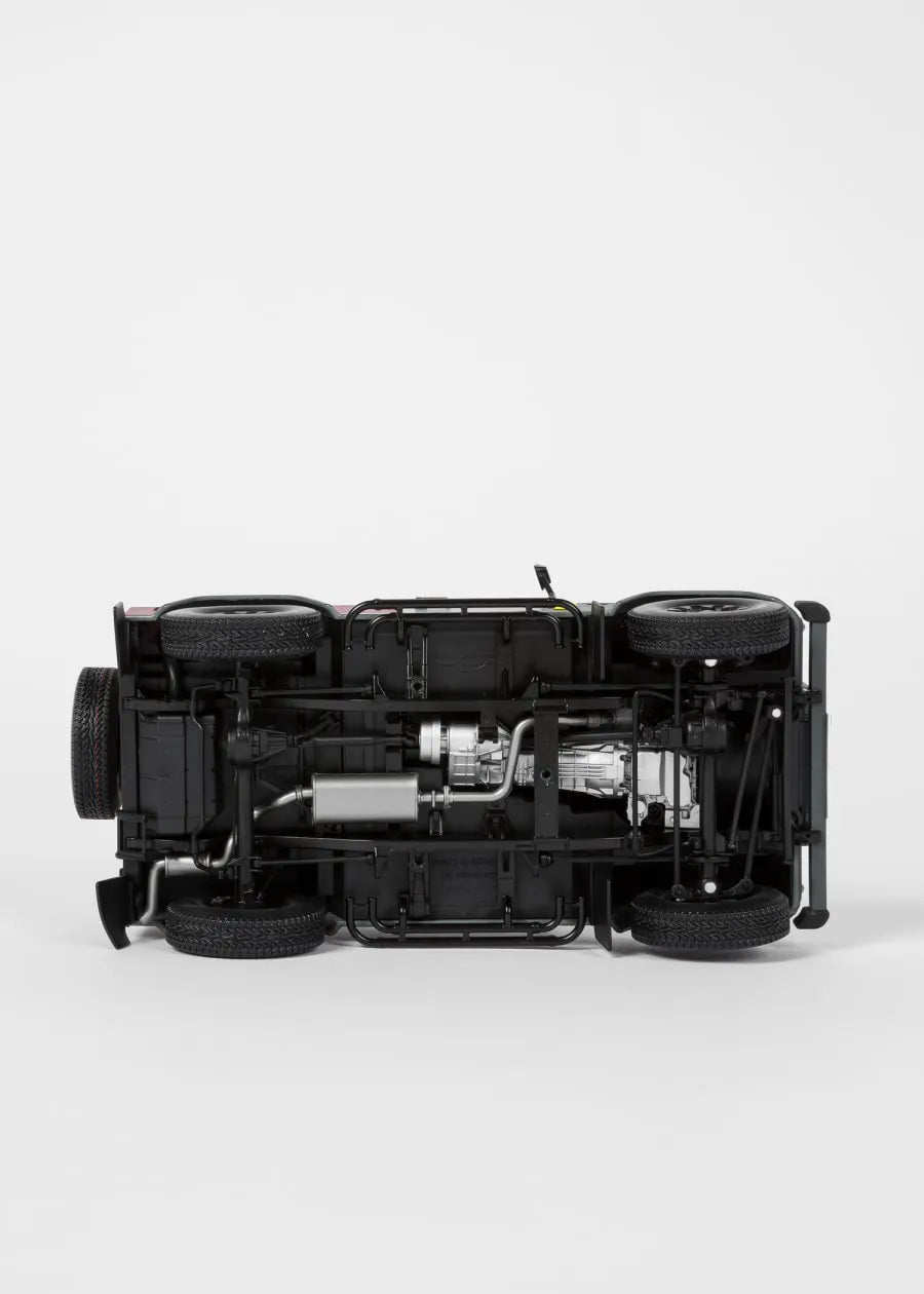 Large - 1:18 Scale