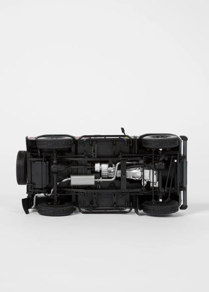 Large - 1:18 Scale