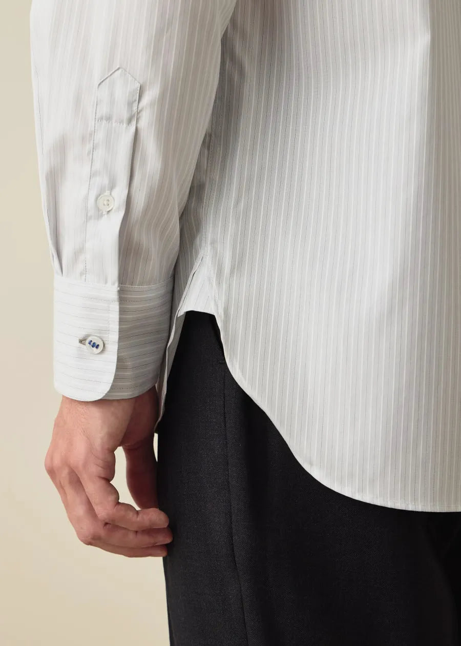 Regular-Fit White and Red Stripe Shirt