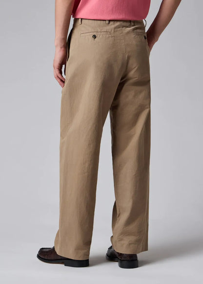 Taupe