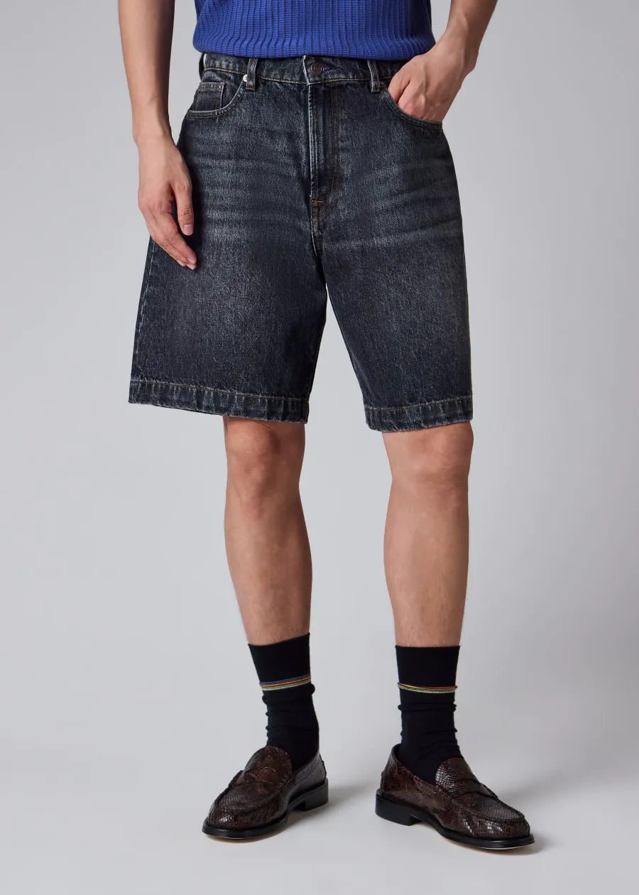 Mid-Wash Black