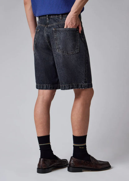 Mid-Wash Black
