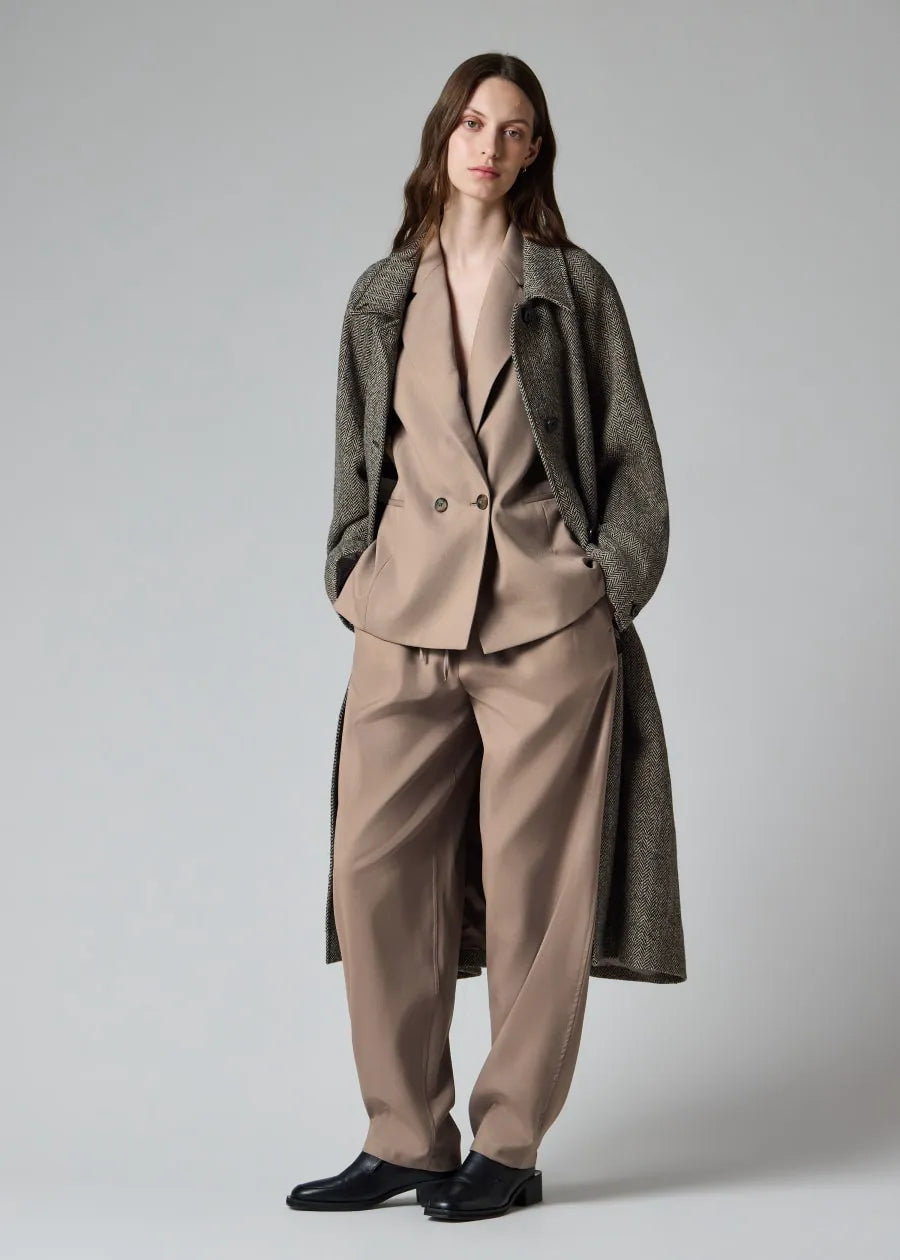 Taupe