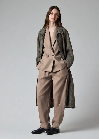 Taupe