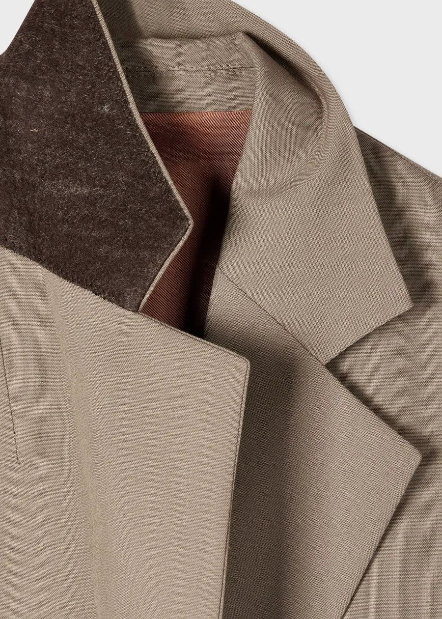 Taupe